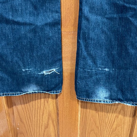 SILVER JEANS AIKO Women's 31 x 33 Flare Medium Blue Denim Jeans Distressed EUC - Picture 3 of 9